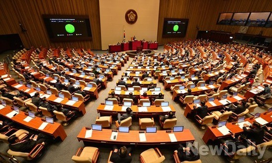▲ 새정치를 주장하고 있는 안철수 의원과 김한길 의원. ⓒ이종현 기자