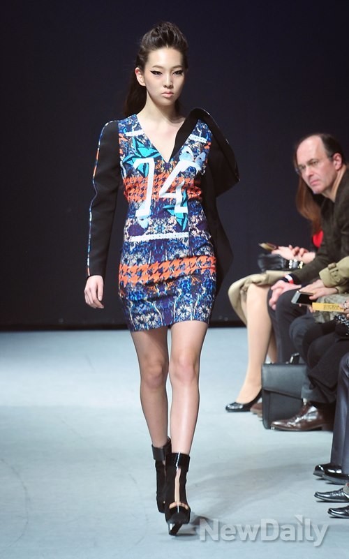 ▲ 21일 모델로 데뷔한 황신혜 딸 이진이ⓒ뉴데일리 이미화 기자