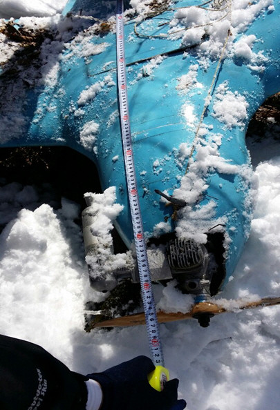 ▲ 강원도 삼척에서 발견된 북한제 추정 무인기.ⓒ국방부