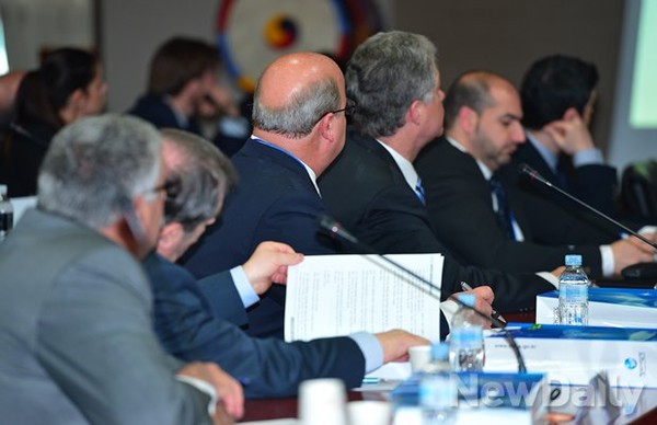 ▲ 방위사업청에서 개최된 공중급유기 사업 설명회에 참석한 관련업체 인사들.ⓒ뉴데일리 정상윤 기자