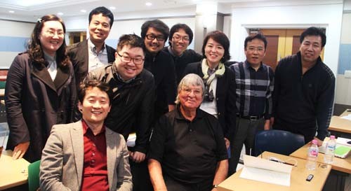 ▲ ▲ 데이터 교수와 카이스트 미래학 수강생들 ⓒ뉴데일리