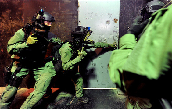 ▲ 대테러 훈련하는 해군 UDT.ⓒ해군