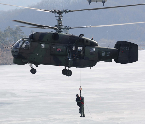 ▲ 인명구조훈련하는 모습(자료사진).ⓒ공군