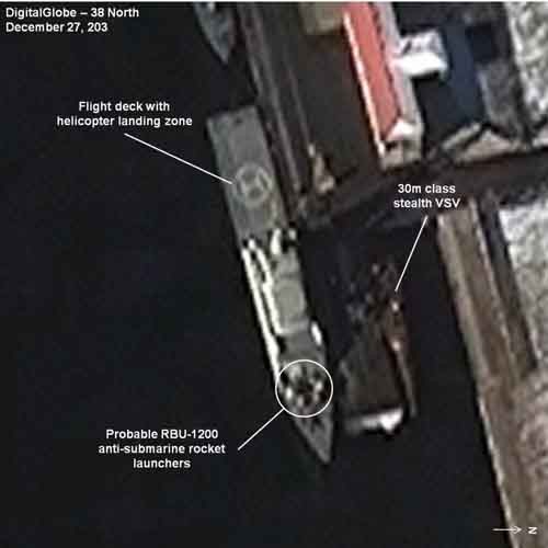 ▲ 2013년 12월 27일 美디지털 글로브가 촬영한 신형 프리깃 [사진: 38노스 공개]