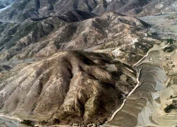 60년대 우리나라의 황폐해진 산림 모습 [사진: 김성일 교수 제공]