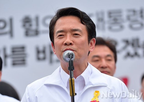 ▲ 새누리당 남경필 경기도지사 후보가 1일 서울역 광장에서 열린 '국가개조 결의대회'에서 발언하고 있다. ⓒ뉴데일리=정상윤 기자