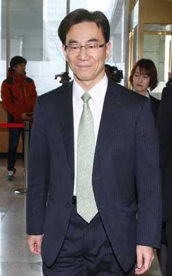 ▲ 미치가미 하사시 주한 日대사관 총괄공사. 지난 2월에도 외교부로 불려갔었다. ⓒ연합뉴스. 무단전재 및 재배포 금지.