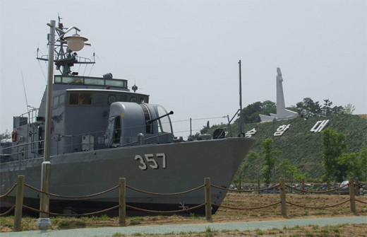 ▲ 제2연평해전에서 제 역할을 다하고 지금은 해군 2함대에 전시 중인 참수리 357호정.(사진 제공_해군)