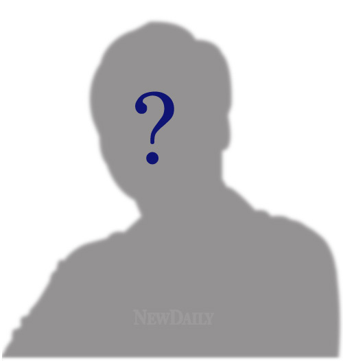 ▲ 김기룡 병무청 병역조사과장이 25일 오전 서울 용산 국방부에서 보디빌딩 선수, 연예인 등 병역면탈 적발 관련 브리핑을 하고 있다. 병무청에 따르면 체육특기생으로 유명 대학에 입학한 보디빌딩 선수 4명은 단기간에 체중을 고의로 늘리는 수법으로 보충역 판정을 받았고, 탤런트 이모(29)씨는 정신질환이 있는 것으로 의사를 속여 진단서를 제출하는 수법으로 군 복무를 면제 받았던 것으로 드러났다.   ⓒ 연합뉴스