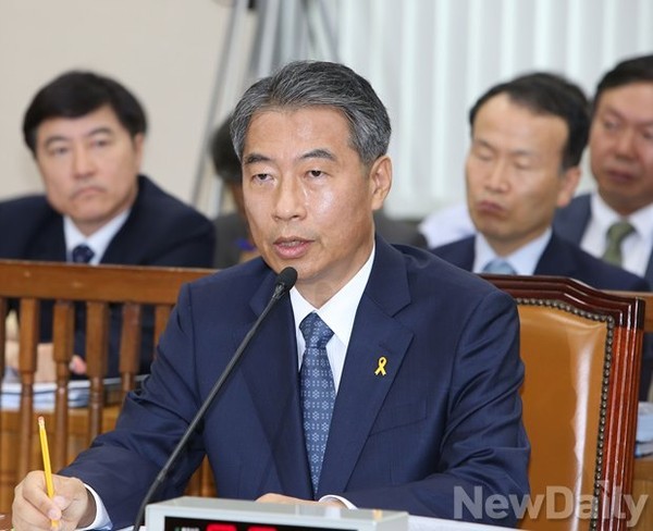 ▲ 정종섭 안전행정부 장관 후보자가 8일 오전 여의도 국회에서 열린 인사청문회에서 의원들의 질의에 답하고 있다.ⓒ정재훈 기자