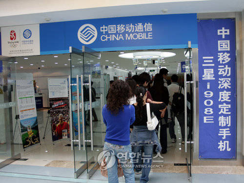▲ 중국 스마트폰 제조사들은 글로벌 저가폰 시장 공략에 속도를 내고 있다. 내수 시장서 저가폰을 무기로 성장한 이들이 글로벌 시장서도 비슷한 전략을 편다는 계획이다. ⓒ연합뉴스