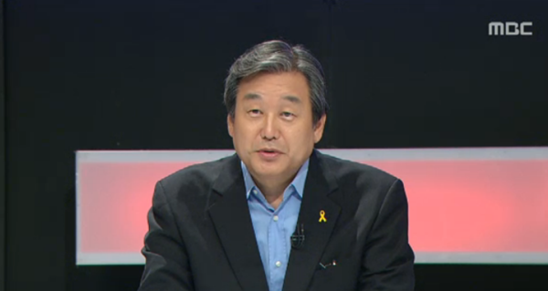 ▲ 9일 새벽 방송된 MBC 100분 토론에서 발언을 하고 있는 새누리당 김무성 의원. ⓒMBC 방송화면