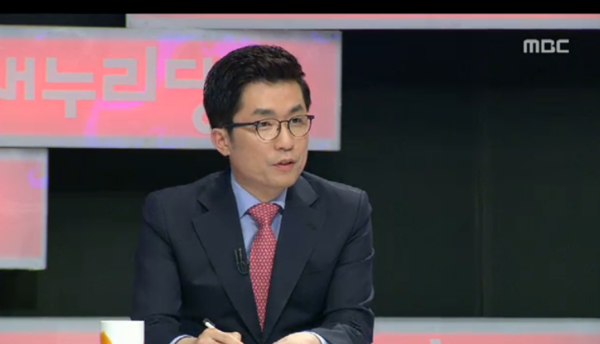 ▲ 9일 새벽 방송된 MBC 100분 토론에서 발언을 하고 있는 새누리당 김상민 의원. ⓒMBC 방송화면