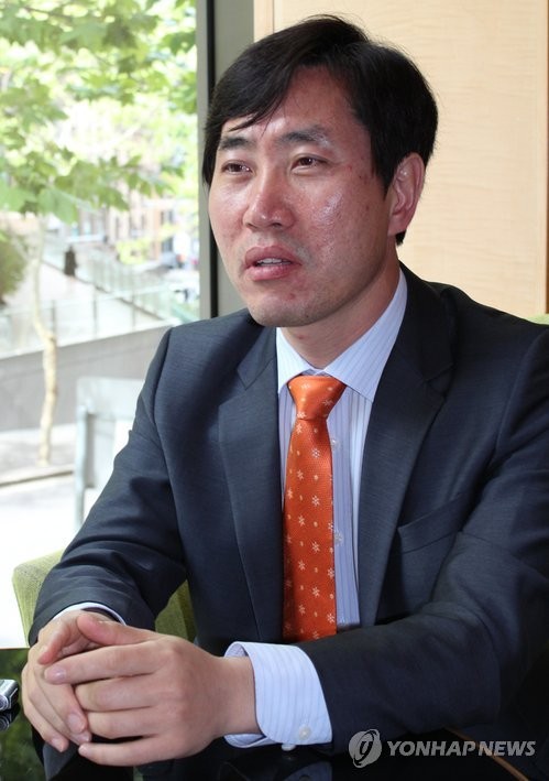 ▲ 새누리당의 차기 당권을 놓고 격돌한 김무성 의원과 서청원 의원. ⓒ뉴데일리 DB