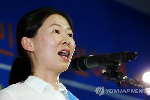▲ 위증교사, 모해위증, 논문표절에 이어 이번에는 재산축소 의혹을 받고 있는 광주 광산을 새정치민주연합 권은희 후보. ⓒ연합뉴스 제공