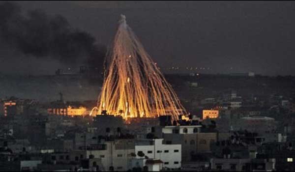▲ 이스라엘 방위군의 백린탄 사용장면으로 알려진 사진 [사진: BBC 보도화면 캡쳐]