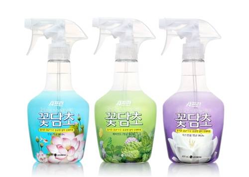 ▲ ⓒ샤프란 꽃담초 섬유탈취제(사진=LG생활건강 제공)