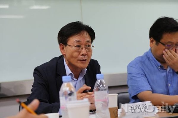 ▲ 5일 자유경제원 회의실에서 열린  ‘정치실패 중심에 선 대한민국 국회: 진단과 해법’ 토론회에서 권혁철 자유경제원 자유기업센터 소장이 발언하고 있다. ⓒ제공=자유경제원