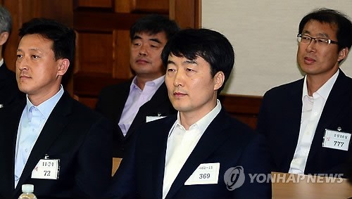 ▲ 항소심 법정에 나온 이석기 의원과 피고인들.ⓒ 사진 연합뉴스