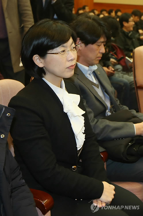 ▲ 헌법재판소에서 열린 통진당 해산심판 청구 공개변론을 지켜보는 이정희 대표.ⓒ 사진 연합뉴스