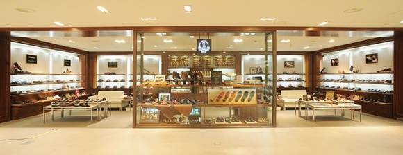 ▲ ⓒ헤리티지 라운지 부산점(사진=금강제화 제공)