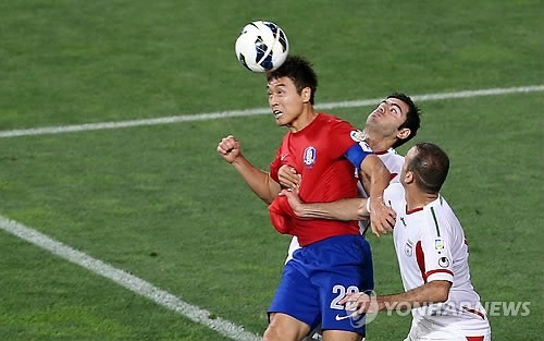 ▲ 이번 평가전에서 다시 국가대표 유니폼을 입은 이동국 선수.ⓒ연합뉴스