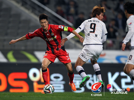 ▲ 제주 유나이티드와 FC서울이 질긴 악연을 이어갔다.ⓒ프로축구연맹