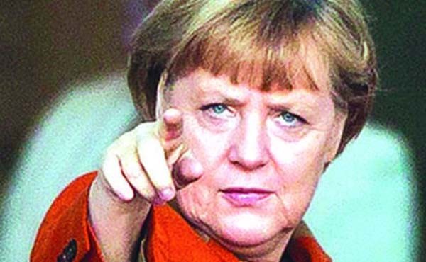 ▲ 앙겔라 메르켈 총리의 적극적인 설득으로 독일도 쿠르드 자치정부에 무기를 지원하기로 했다. [사진: 데저트 뷰 뉴스 보도화면 캡쳐]