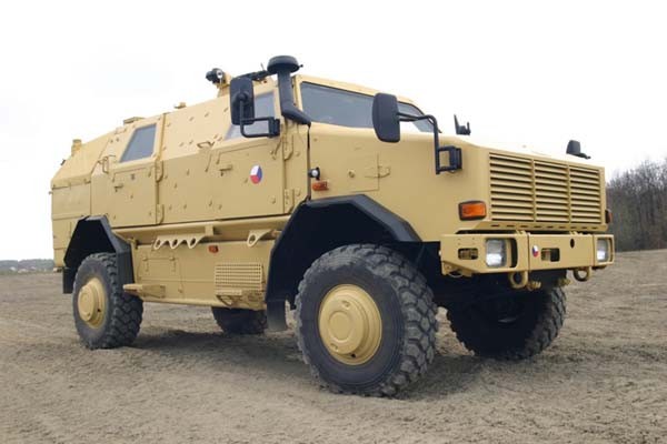 ▲ 독일 정부가 쿠르드 자치정부에 5대를 지원하기로 한 딩고(Dingo) 중장갑차. 유럽 각국에서 사용 중이다. [사진: 체코 육군 홈페이지]