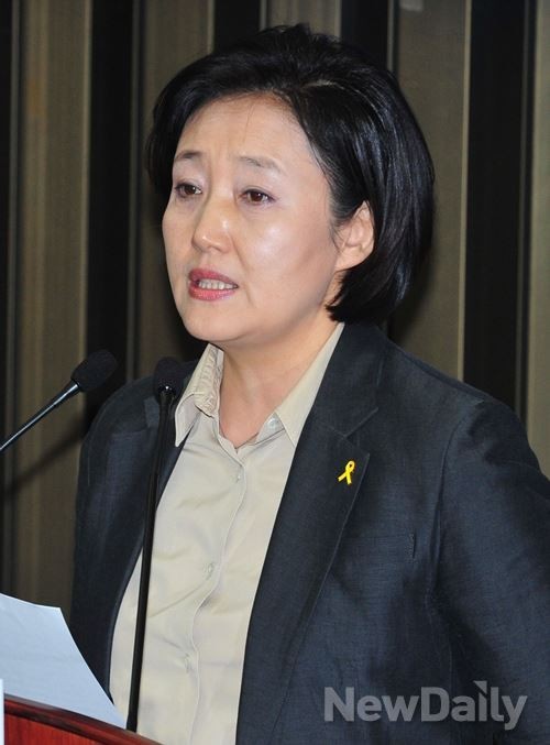 ▲ ▲ 박영선 원내대표를 향한 새정치민주연합 내부갈등이 걷잡을 수 없이 커질 전망이다 ⓒ이종현 기자