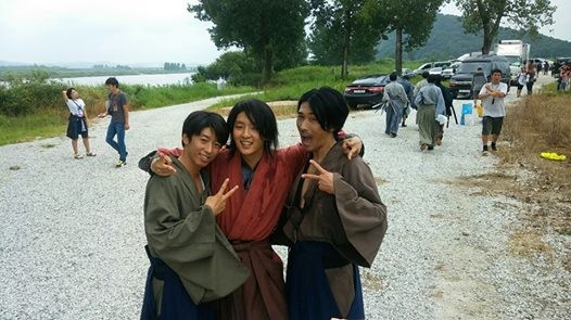 ▲ 드라마 '조선총잡이' 촬영현장에서    ⓒ 요시무라 켄이치 페이스북