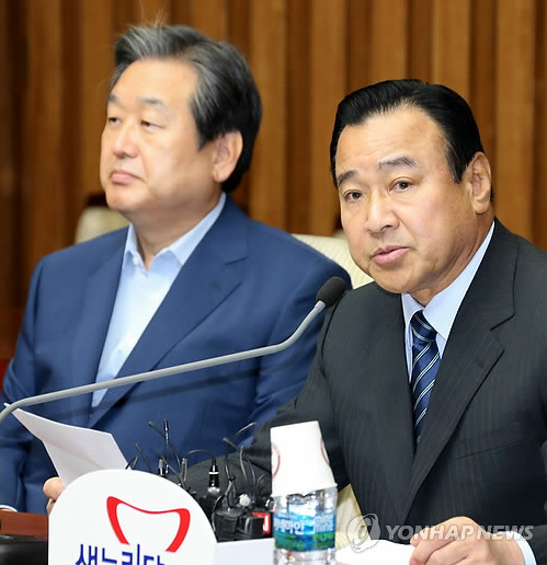 ▲ 새누리당 이완구 원내대표가 19일 국회에서 열린 주요당직자회의에서 "국회법 85조 3항에 따라 어떤 일이 있어도 금년에는 12월2일까지 국회서 예산안을 처리하겠다"고 발언하고 있다.ⓒ연합뉴스