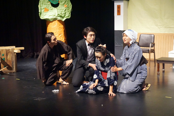 ▲ ⓒ일본어연극제에서 계명대팀이 열연을 펼치고 있다. 이들은 연출, 연기력 등이 뛰어나 최우수상과 최고연기상을 휩쓸었다. 