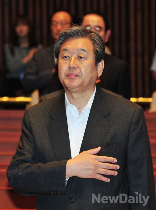 ▲ 김무성 새누리당 대표가 단독 예산안 심사 강행 의지를 내비쳤다. ⓒ이종현 기자