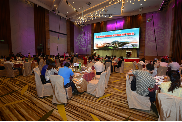 ▲ ⓒ도는 중국관광객 유치를 위해 만리장성 프로젝트를 추진한다. 사진은 지난 22일 중국 광저우 Crowne Plaza H0tel에서 열린 경북관광 홍보설명회 모습.