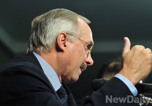 ▲ 울리 슈틸리케 감독.ⓒ뉴데일리