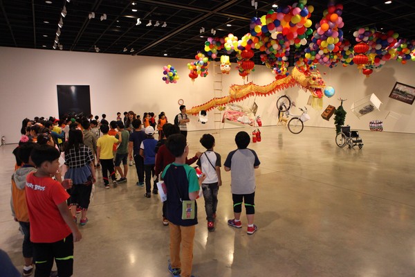 ▲ ‘아시아 현대사진: 왕칭송 정연두展’  내부모습ⓒ