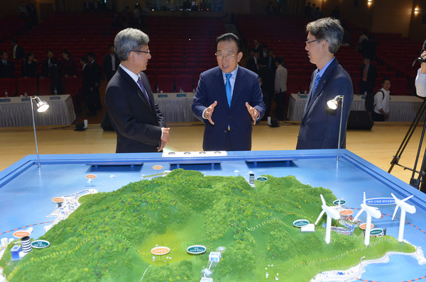 ▲ 경북도는 울릉도를 친환경  탄소 Zero 녹색섬으로 탈바꿈시킨 복안이다. 오는 2020년까지 3천여억원을 투입해 조성사업에 나선다. 