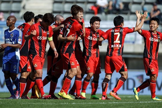 ▲ 울산 현대를 이기고 기뻐하는 FC서울 선수들.ⓒ프로축구연맹