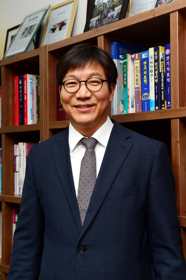 ▲ 이재홍 교수ⓒ대구보건대 제공