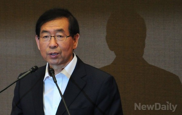 ▲ "인기를 위해 시민 안전을 외면했다"는 비판을 받고 있는 박원순 서울시장. ⓒ뉴데일리 이종현 사진 기자