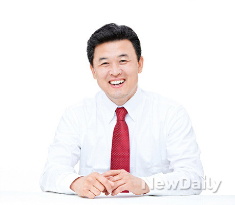 ▲ 울산광역시가 동남권 도시들의 광역환승할인제 시행에 불참하면서 부산, 김해, 양산 등 인접 도시들과의 갈등이 심화되고 있다고 새누리당 윤영석 의원이 17일 지적했다. ⓒ뉴데일리