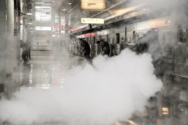 ▲ 대구도시철도공사가 지하철 승객대피 체험훈련을 연다. 사진은 지난해 훈련 모습.ⓒ대구도시철도공사 제공