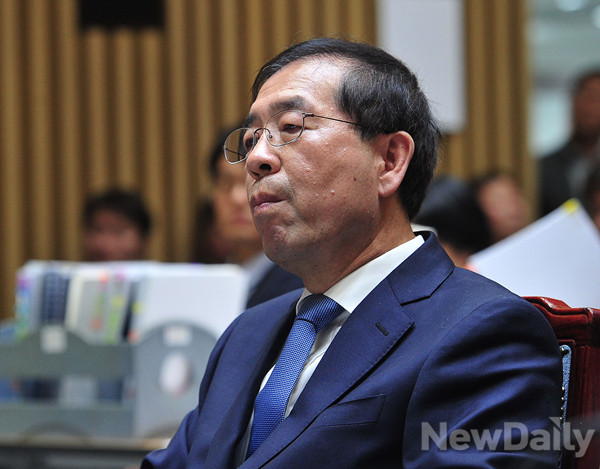 ▲ ▲박원순 서울시장이 위원장을 맡고 있는 [서울 안전관리위원회] 회의가 거의 대부분 서면 진행된 것으로 드러났다. ⓒ뉴데일리 정재훈 기자