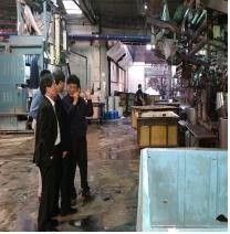 ▲ 대구시 김연창 부시장이 생산현장을 찾아 기업애로 사항을 직접 듣고 있다.ⓒ대구시 제공