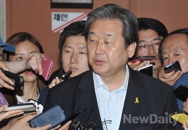 ▲ 새누리당 김무성 대표는 23일 공무원연금 개혁에 대한 의지를 보이기 위해 공무원연금법 개정안을 자신의 이름으로 대표 발의하겠다고 밝혔다. ⓒ뉴데일리