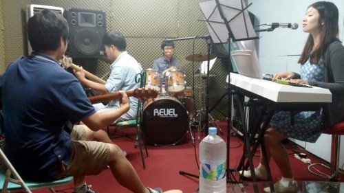 ▲ 공연 연습 중인 The 770 밴드  ⓒ뉴데일리