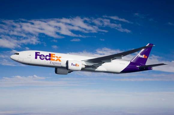 ▲ FedEx는 미국 추수감사절 다음날인 블랙 프라이데이(11월 28일)부터 크리스마스(12월 25일)까지 FedEx 특송 서비스를 이용하는 배송 건수가 전년 보다 8.8%  증가한 2억 9천만 건 이상을 기록했다고 29일 밝혔다. ⓒ FedEx 제공.