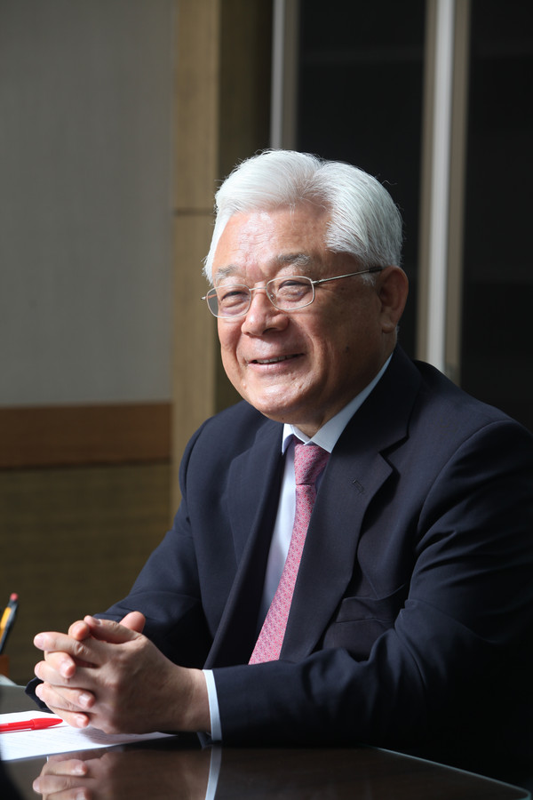 ▲ 홍철 대구가톨릭대 총장ⓒ대가대 제공