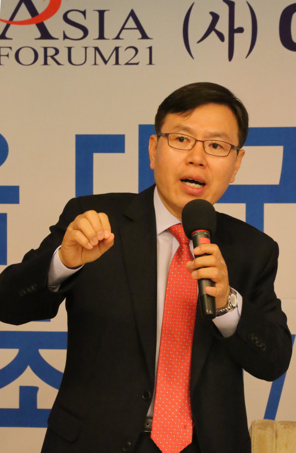 ▲ 정태옥 대구시 행정부시장이 아시아포럼21 토론회에서 대구는 자신감 회복이 어느 때보다도 중요하고 갈등을 너무 회피해서도 안 된다고 지적했다.ⓒ뉴데일리